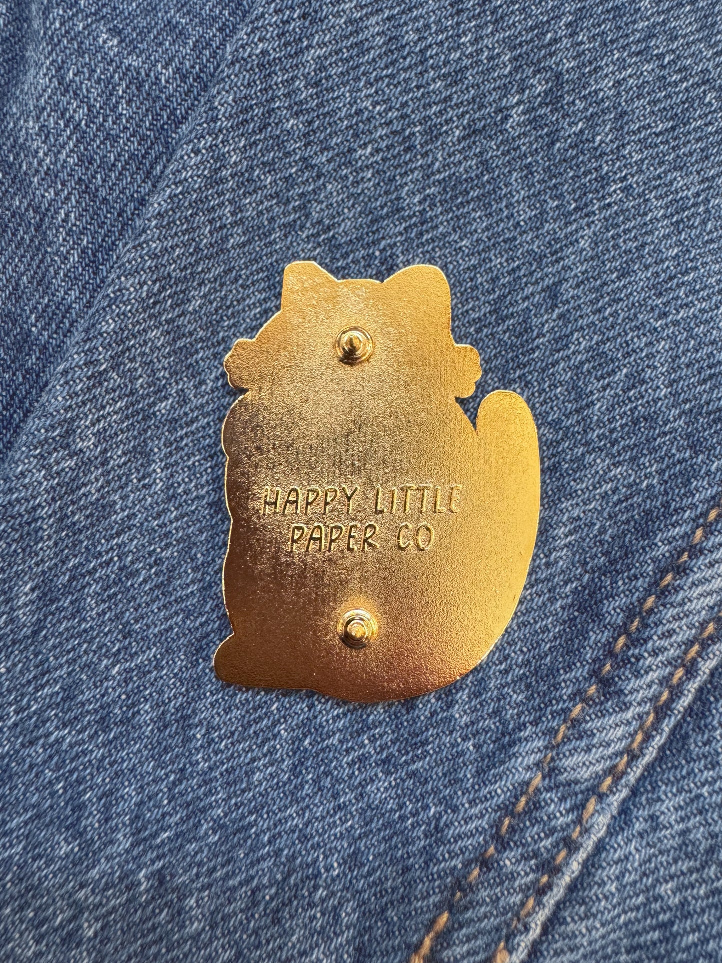 White Lucky Cat Enamel Pin