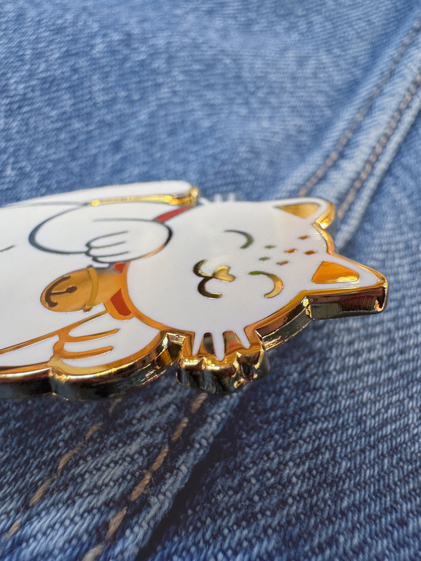 White Lucky Cat Enamel Pin